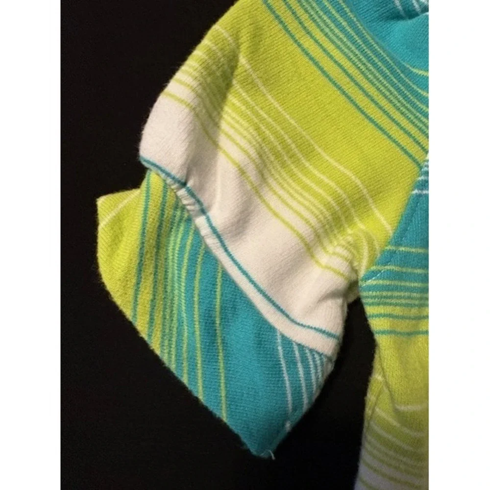 Old Navy hooded beach cover up size 4T, multi colored stripes